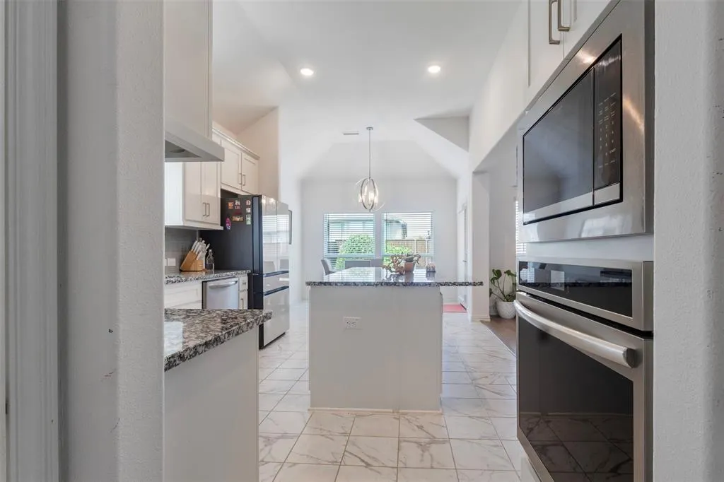 1209 Seurat Court