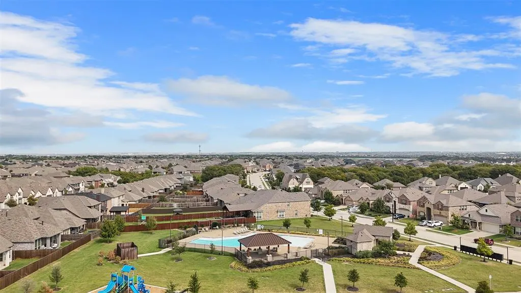 1209 Seurat Court