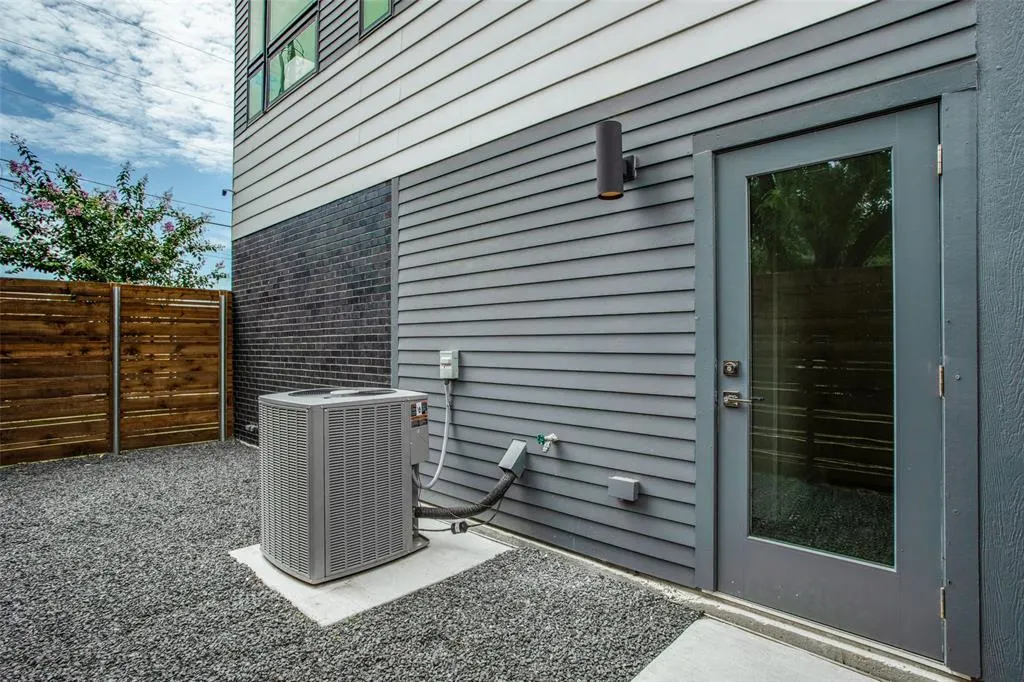 4908 Manett Street, #101