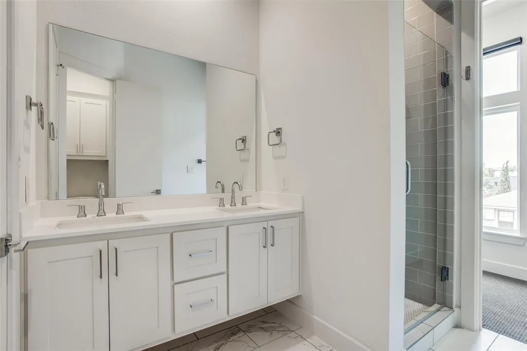 4908 Manett Street, #101