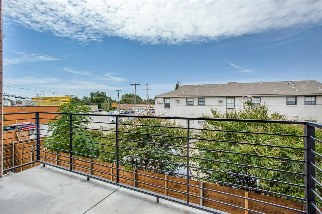 4908 Manett Street, #101