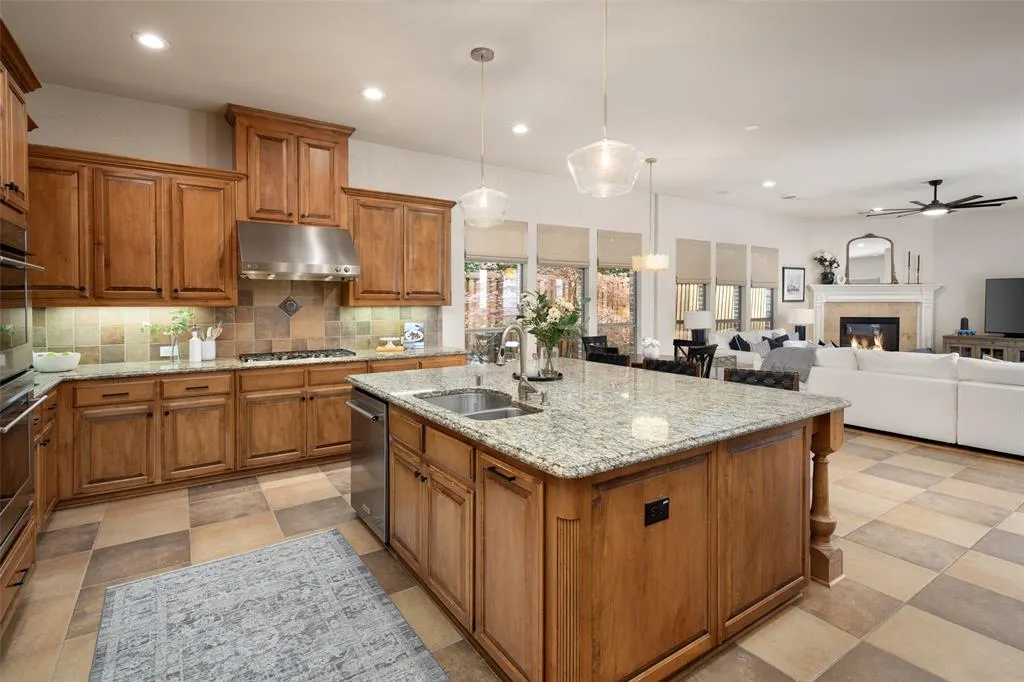 1715 San Jacinto Drive
