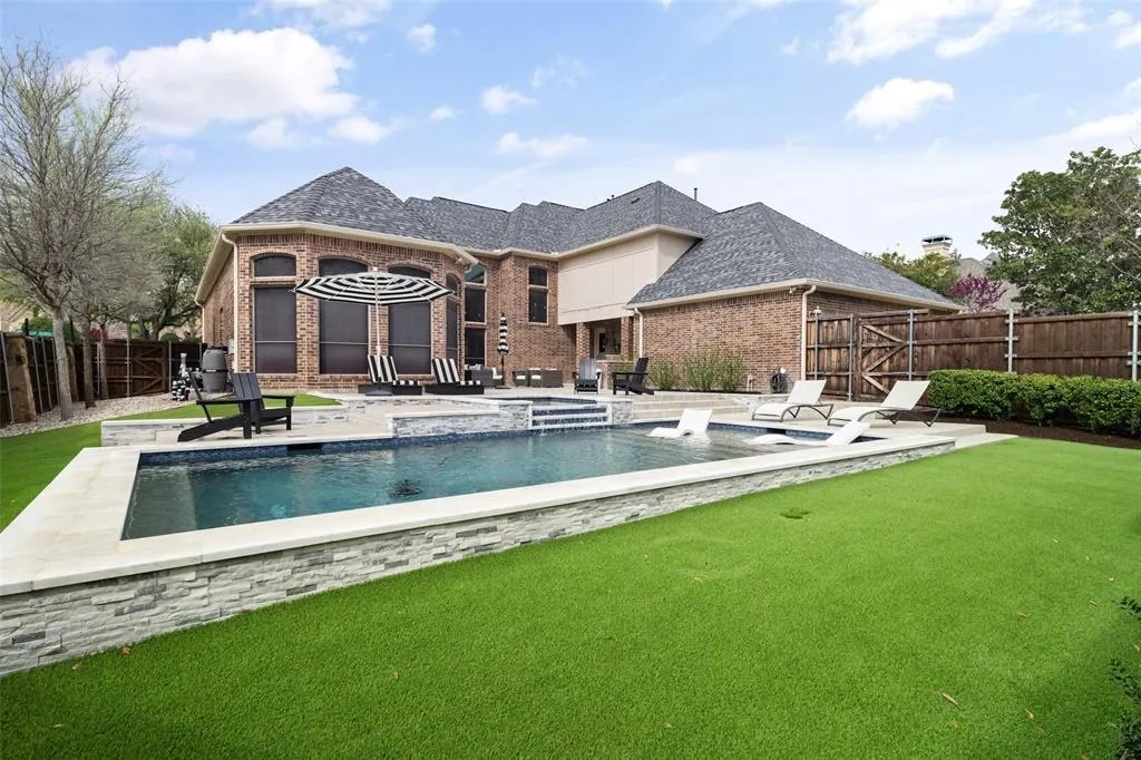 1715 San Jacinto Drive
