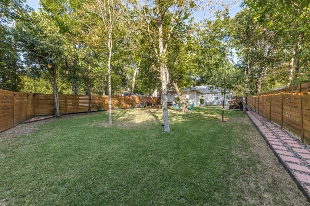 10107 Pinecrest Drive