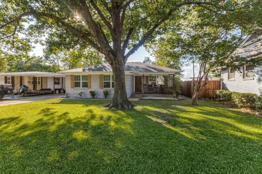 10107 Pinecrest Drive