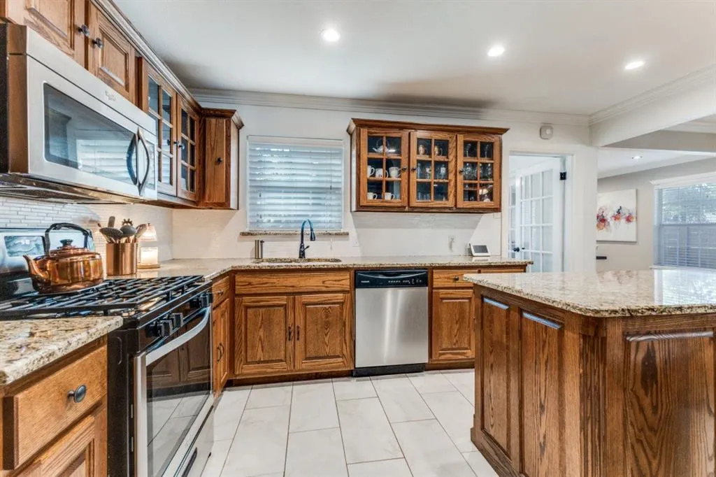 10107 Pinecrest Drive