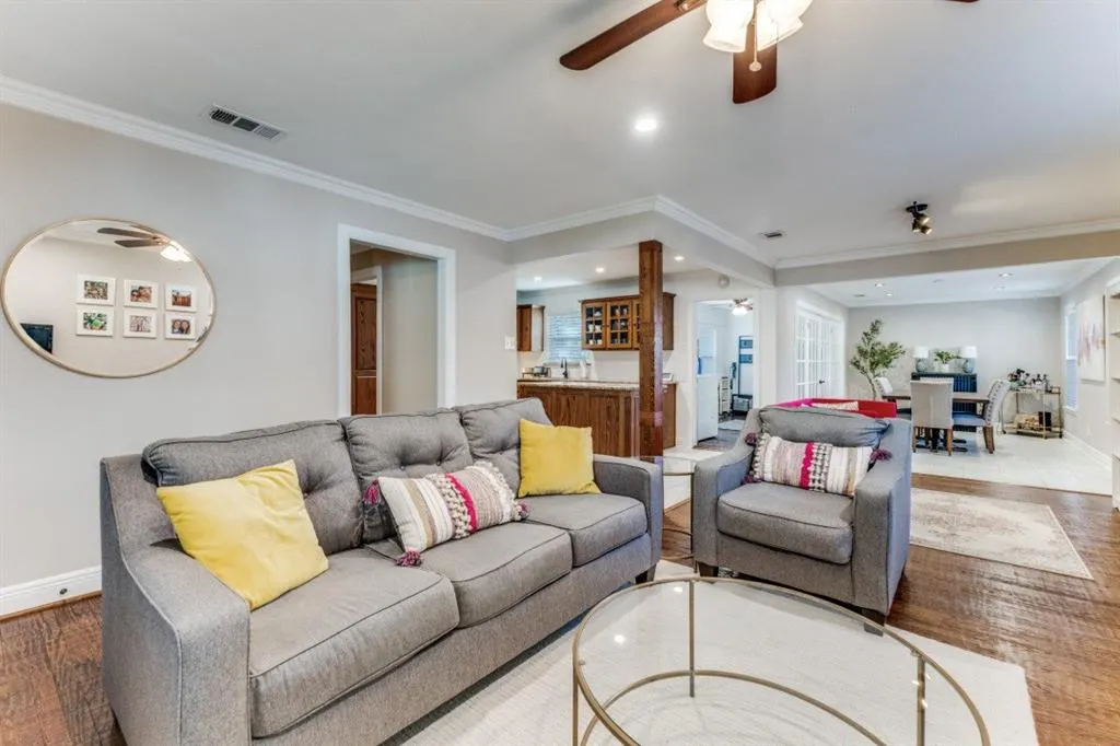 10107 Pinecrest Drive
