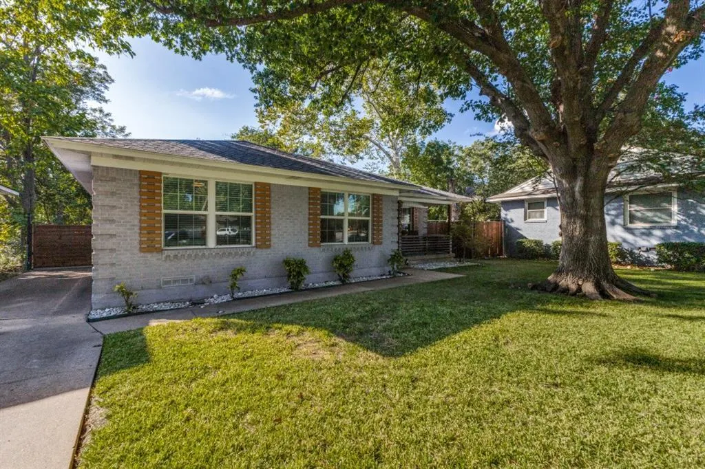 10107 Pinecrest Drive