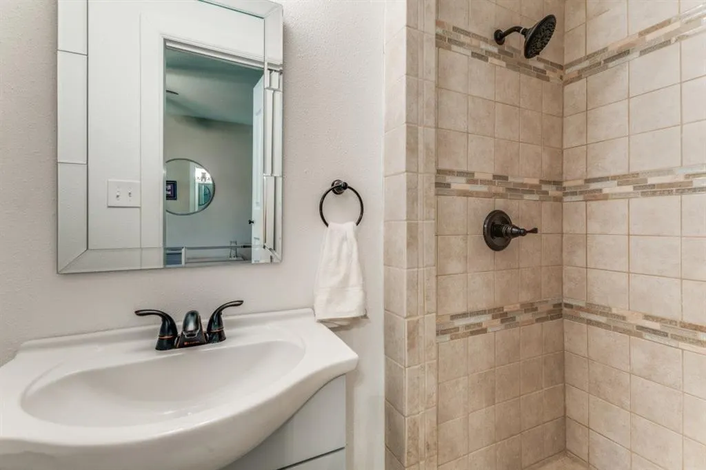 10107 Pinecrest Drive