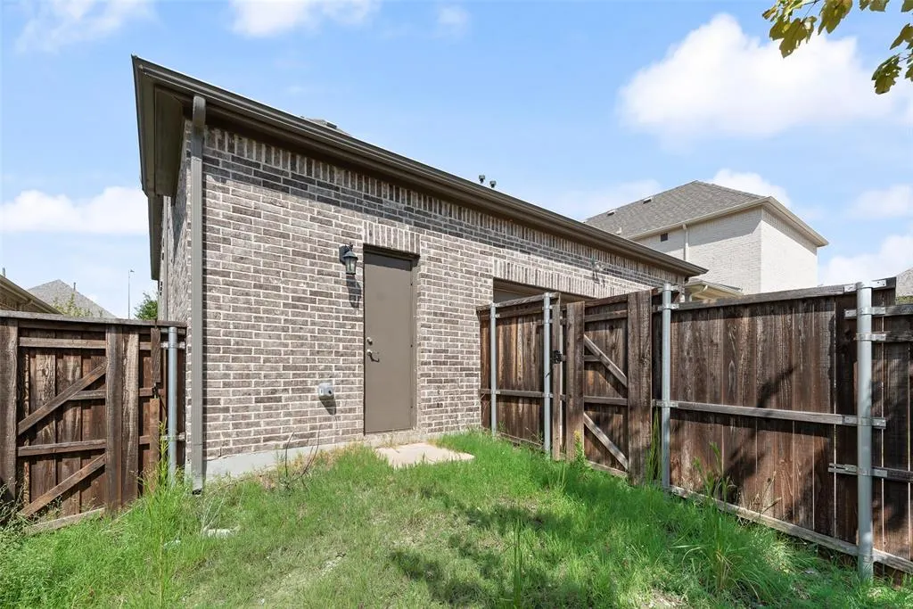 8234 Zoysia Lane