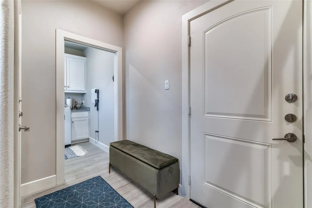 2247 Dorian Place