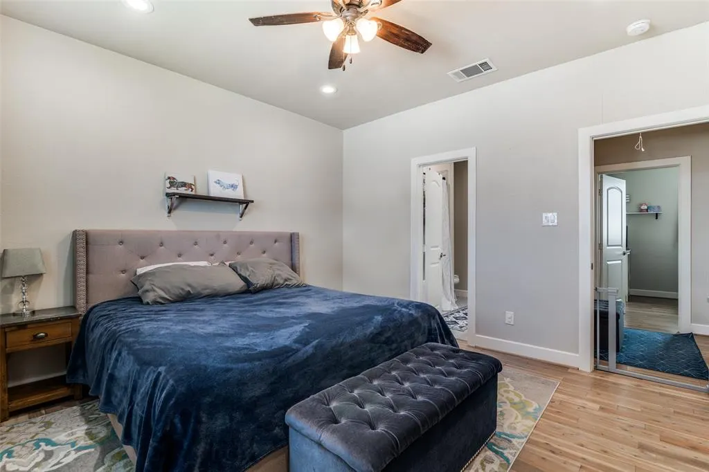 2247 Dorian Place