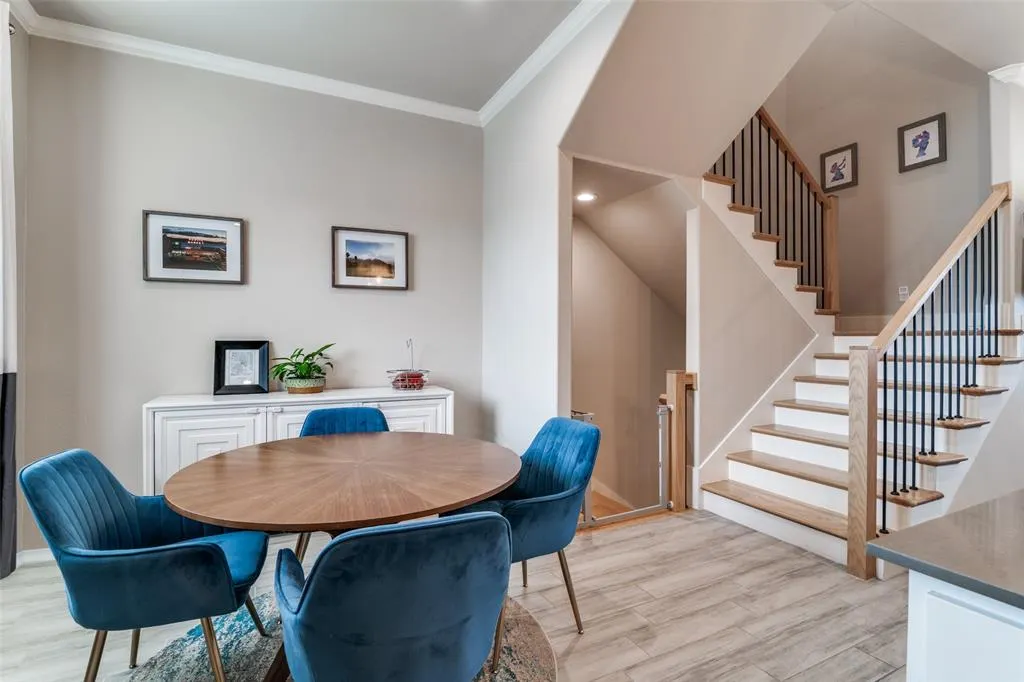 2247 Dorian Place