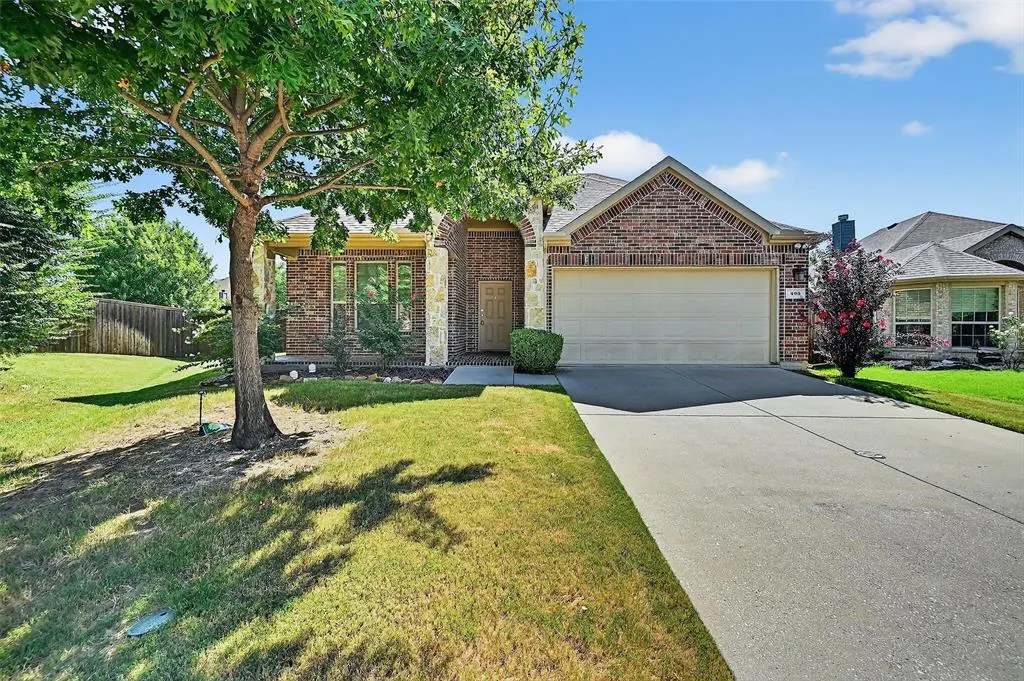 405 Roger Graves Circle