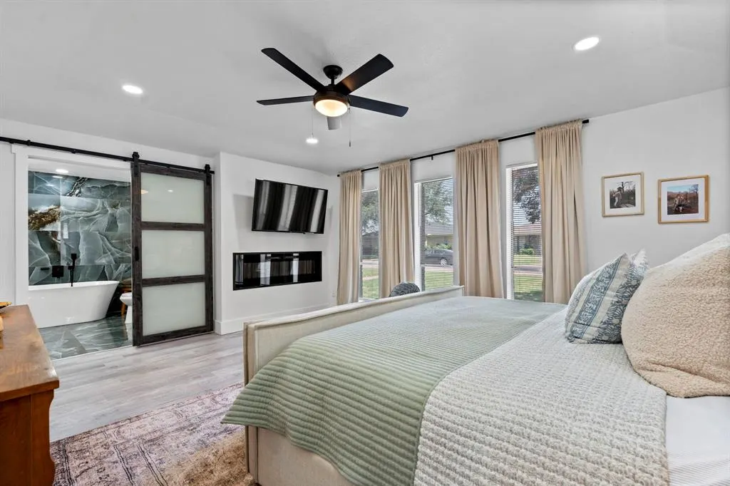 7004 Kiva Lane