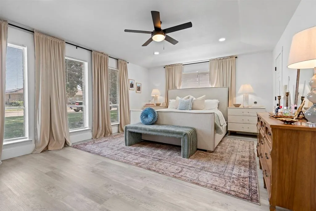 7004 Kiva Lane