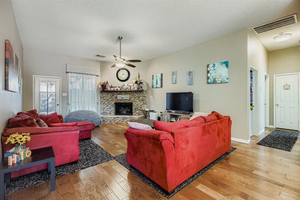 1421 Dearborn Road