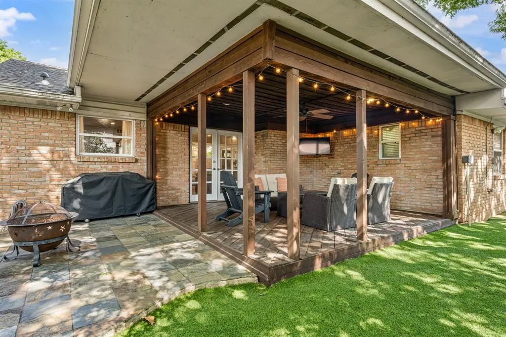 7318 Rockhurst Drive