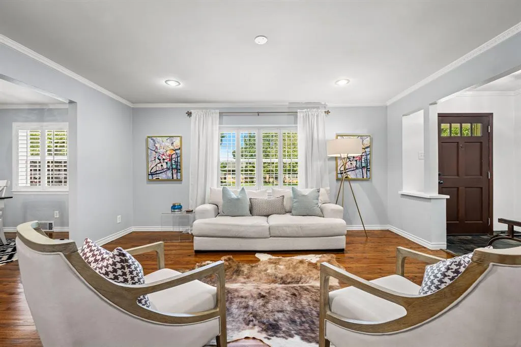 7318 Rockhurst Drive