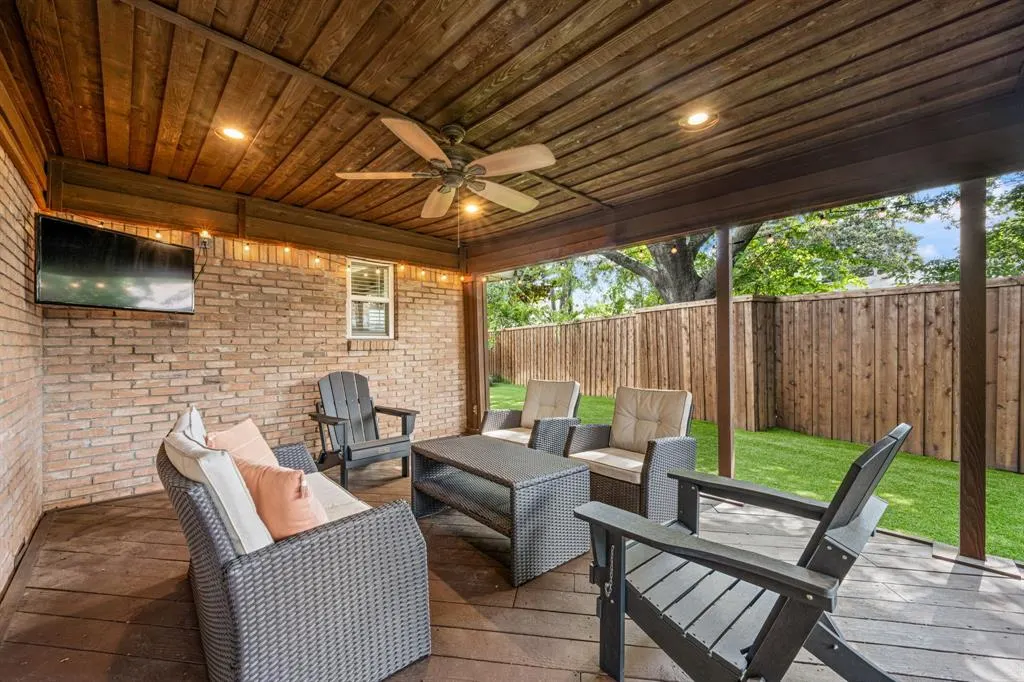 7318 Rockhurst Drive