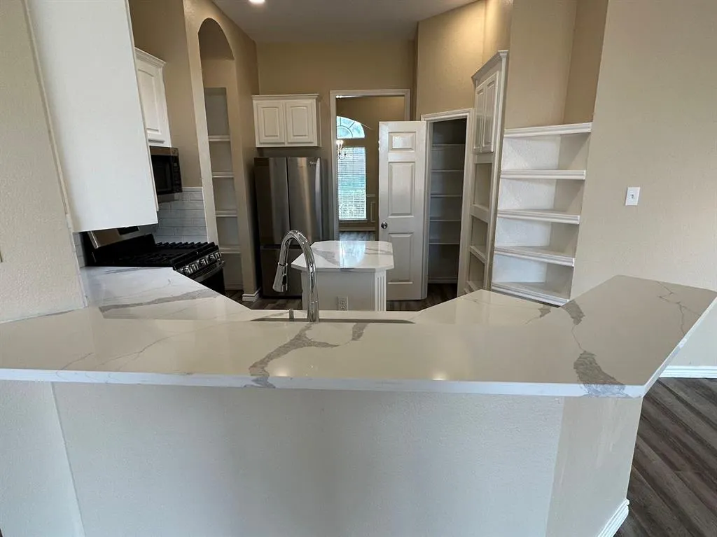 2513 Plentywood Drive
