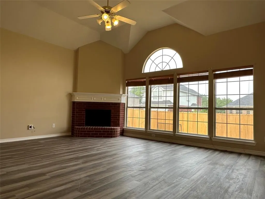 2513 Plentywood Drive
