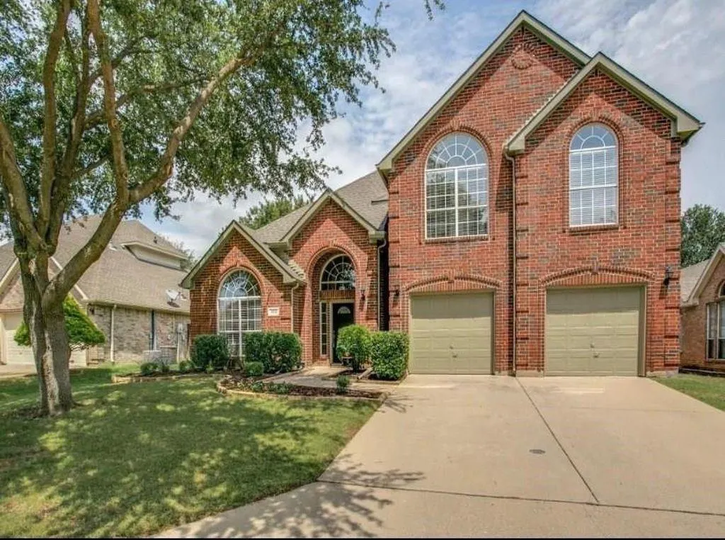 109 Falcon Creek Drive