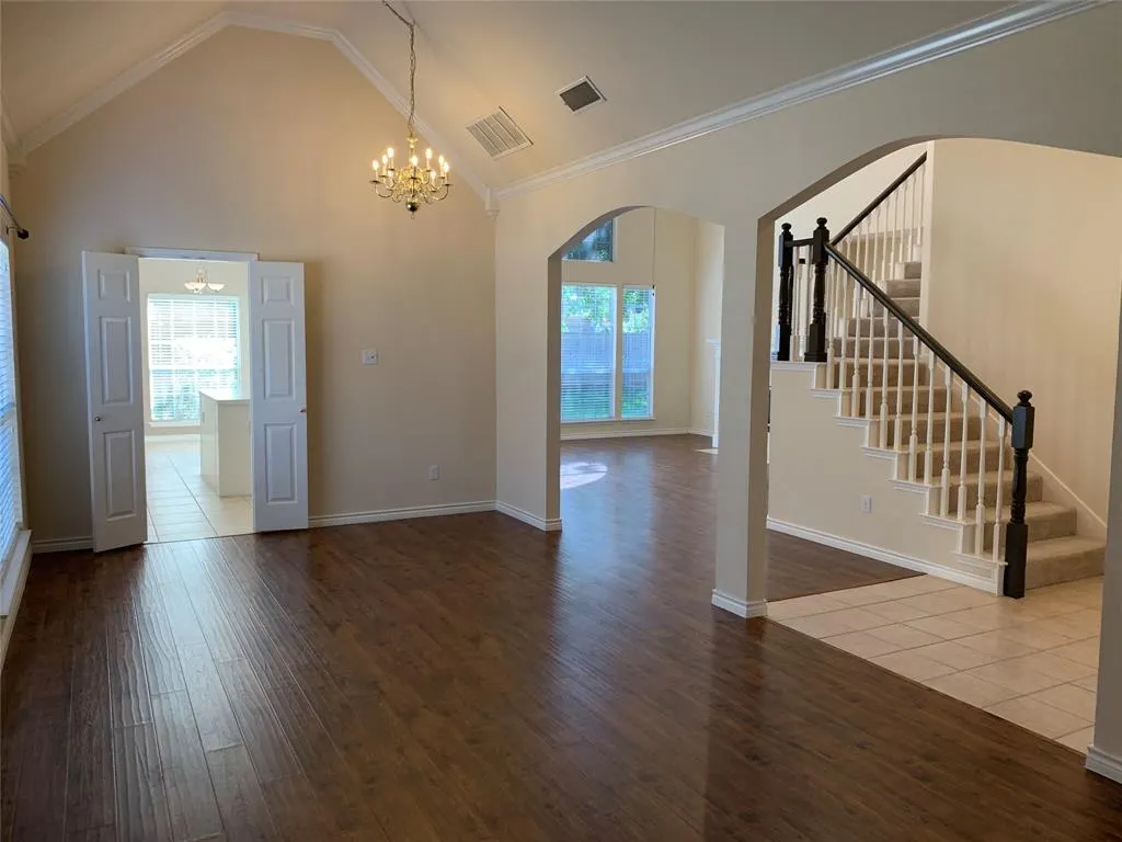 109 Falcon Creek Drive