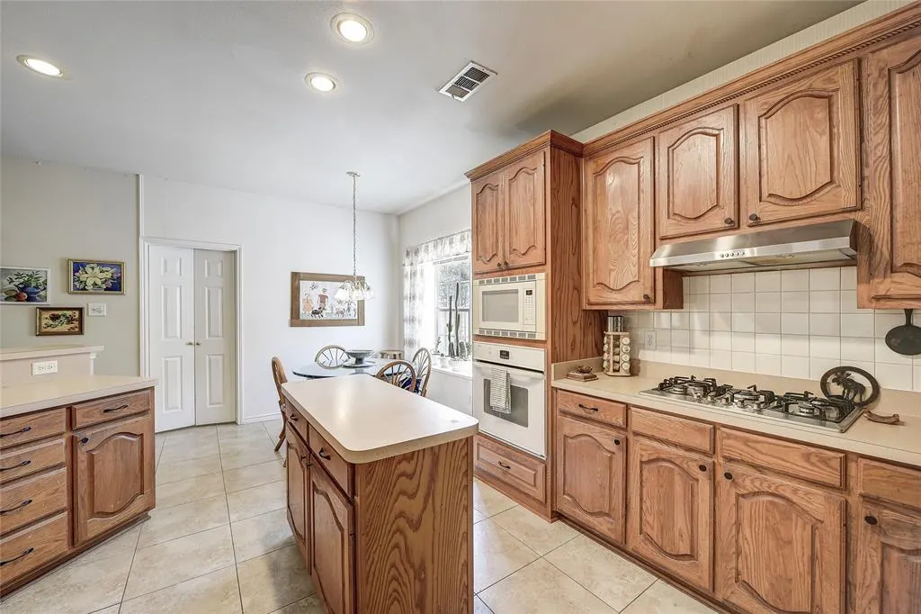 1409 Wallace Drive