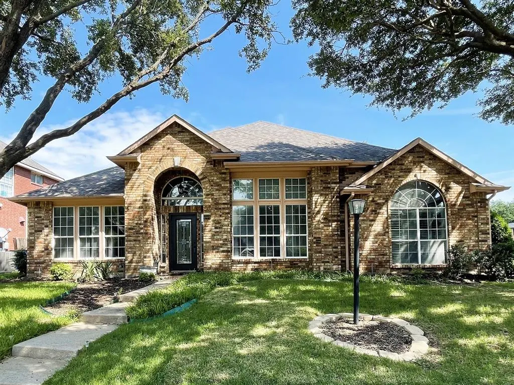5512 Charleston Drive