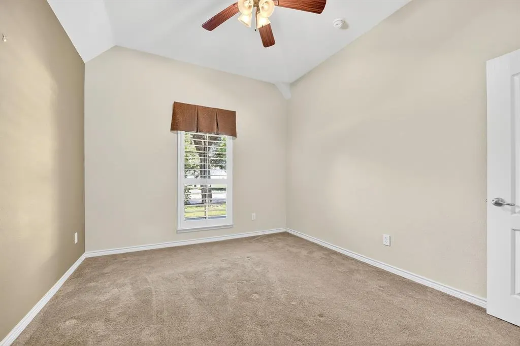 10027 Boyton Canyon Road