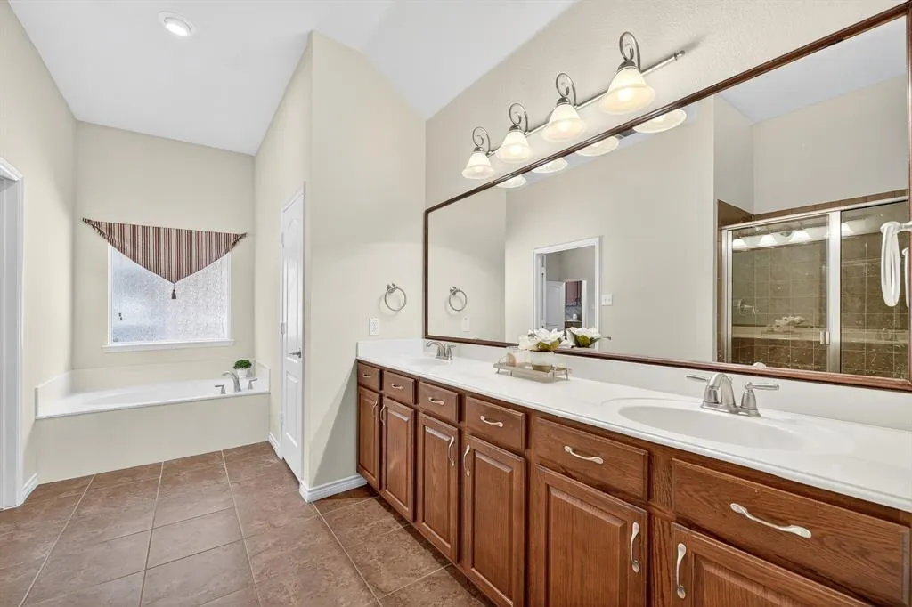 10027 Boyton Canyon Road
