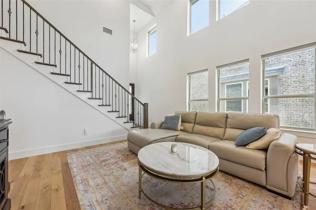3926 Stars Street