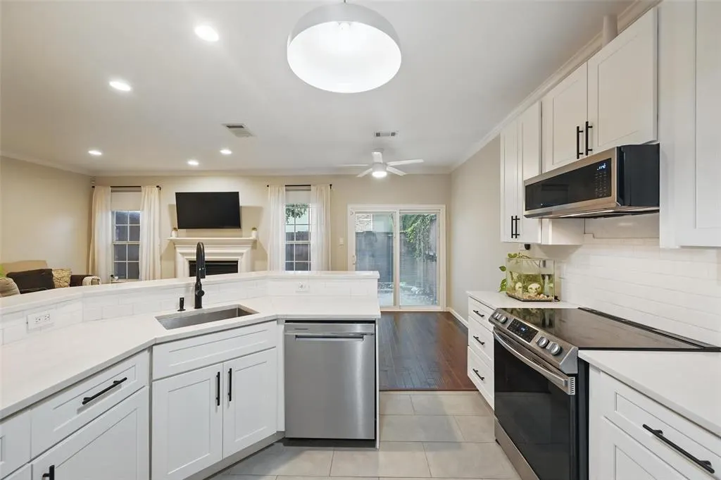 18240 Midway Road, #1002