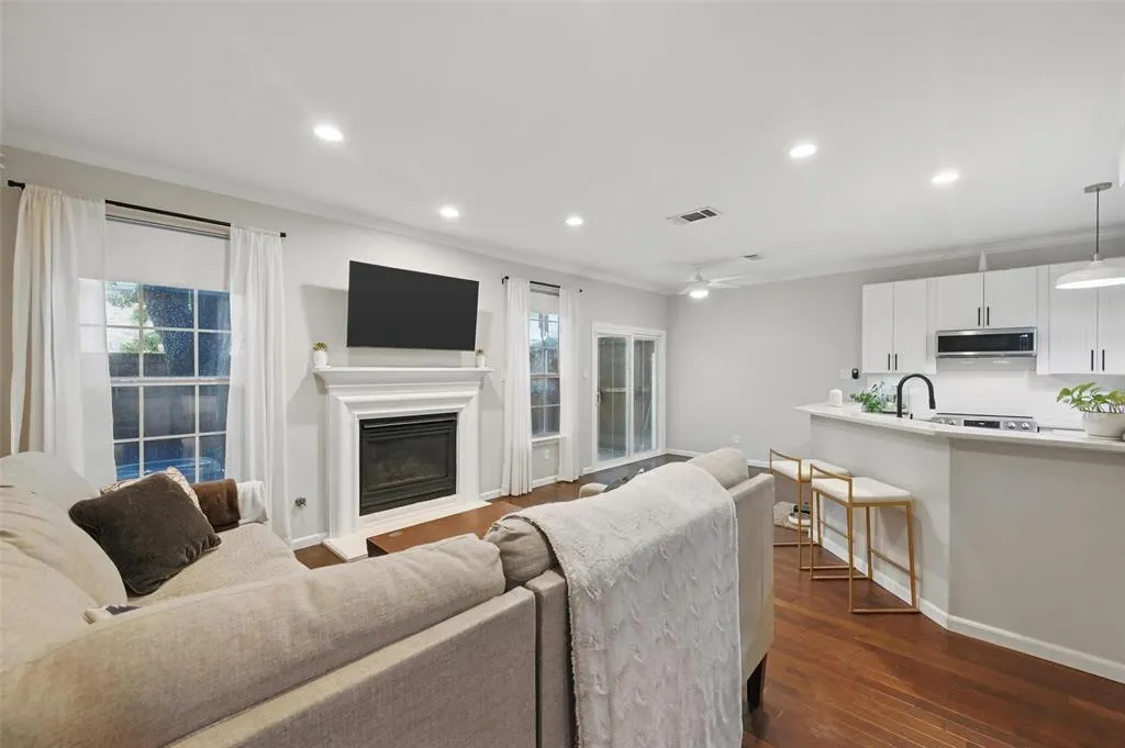 18240 Midway Road, #1002