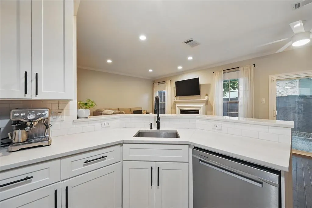 18240 Midway Road, #1002