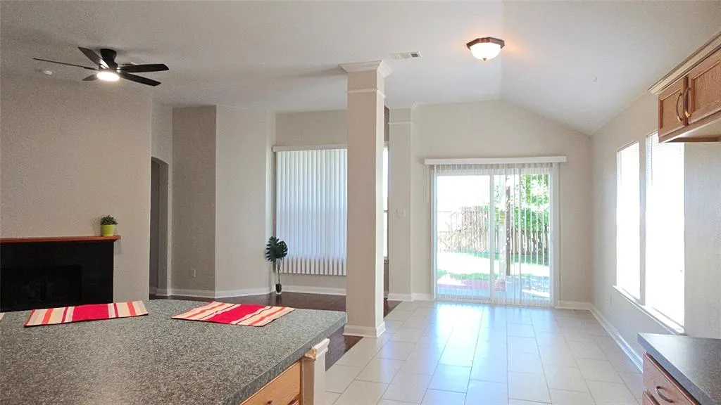 6800 Oak Falls Drive