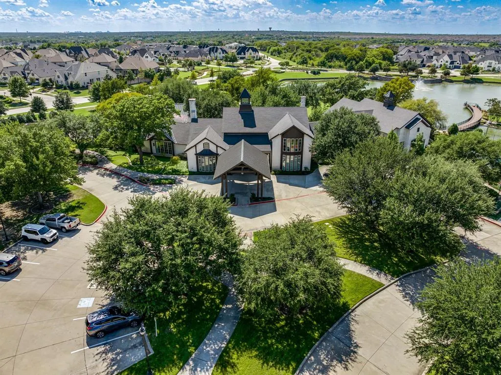 3341 Man O War Road