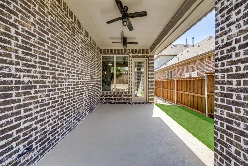 3341 Man O War Road