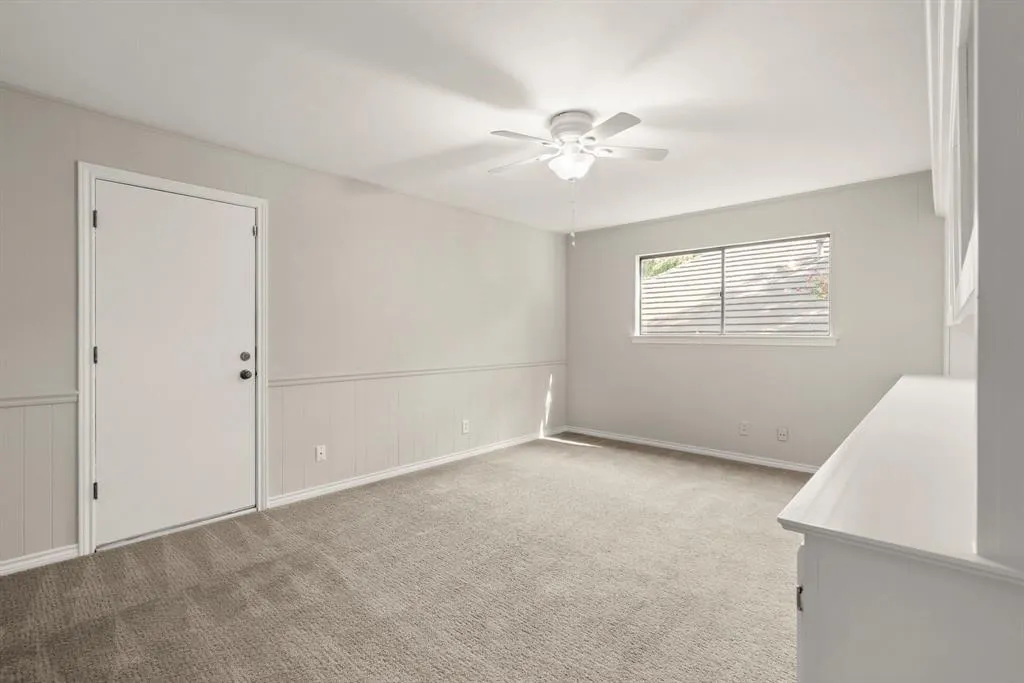 9215 Club Glen Drive