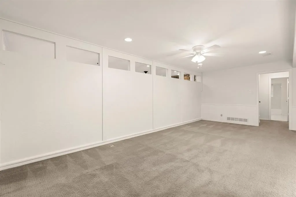 9215 Club Glen Drive