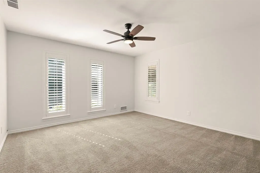 9215 Club Glen Drive