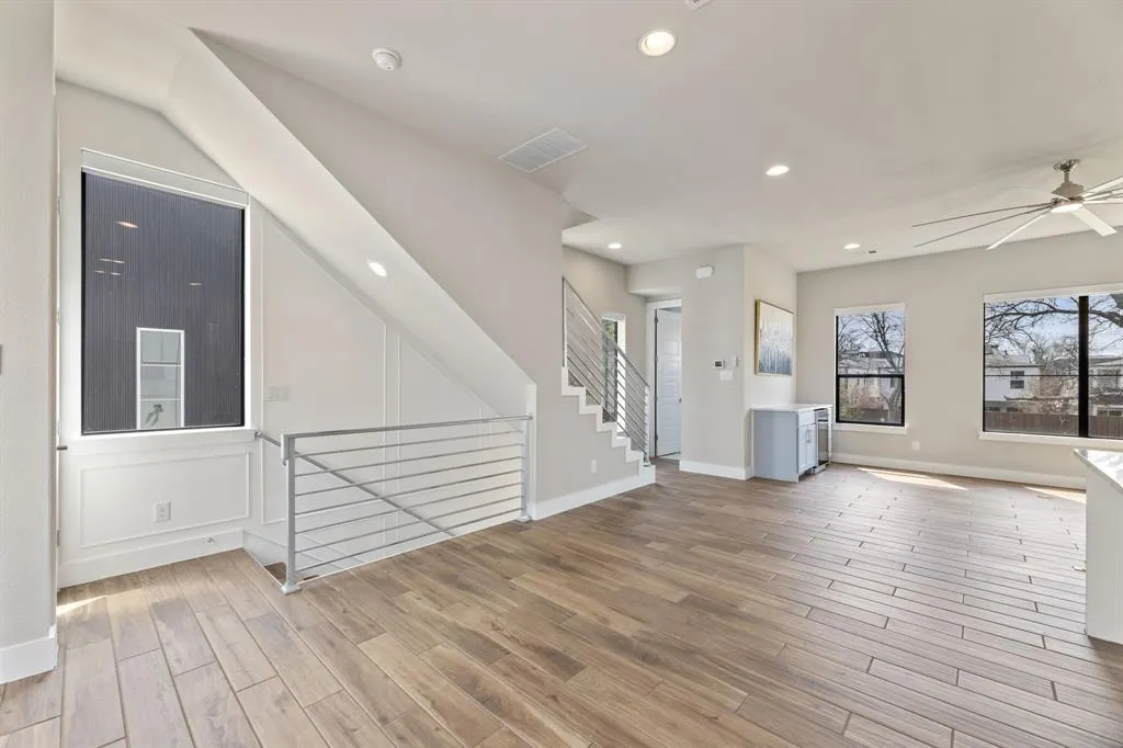 4522 Deere Street, #105