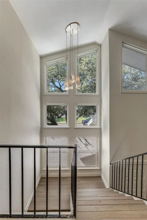 2401 Fairview Drive