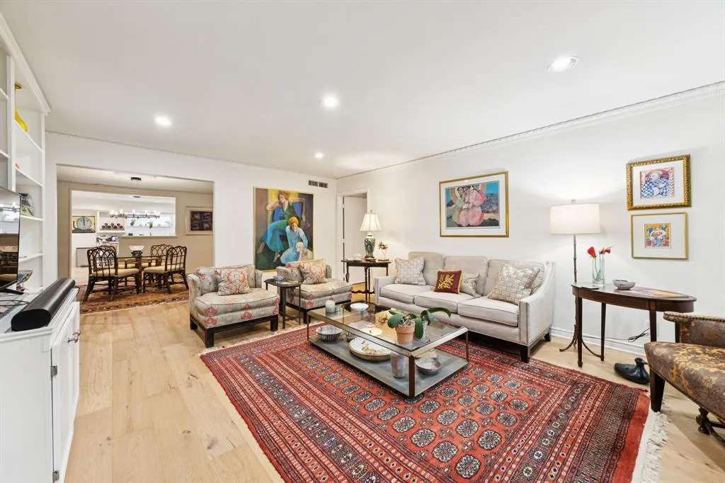6227 Bandera Avenue, #D