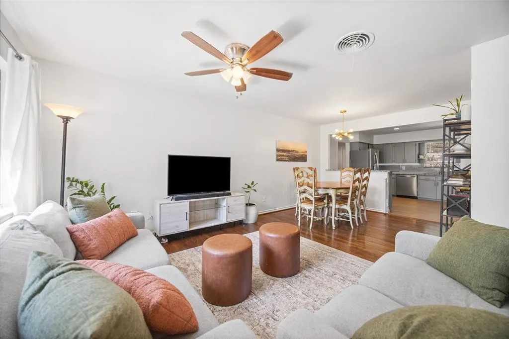 2312 Wildoak Drive