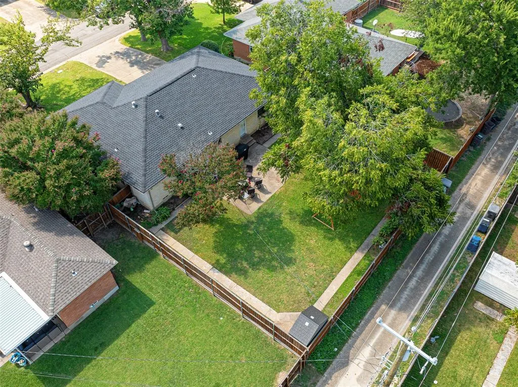 2312 Wildoak Drive