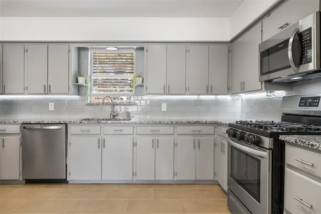 2312 Wildoak Drive