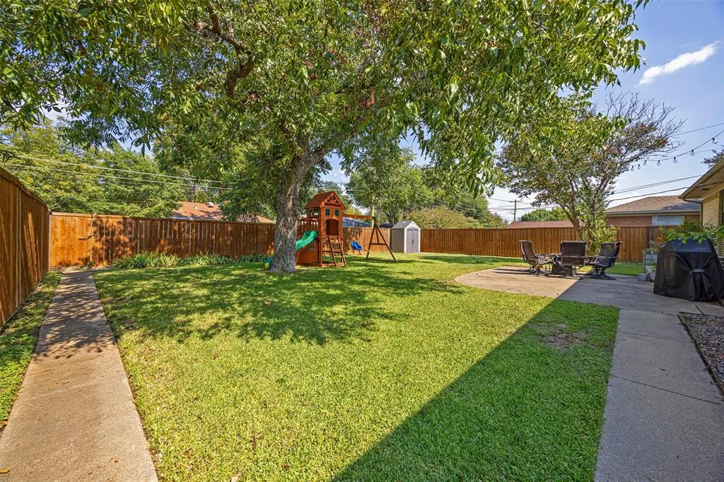 2312 Wildoak Drive