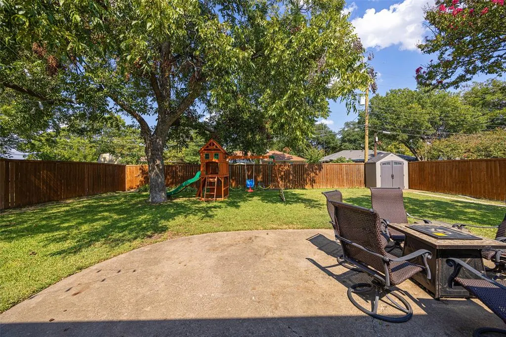 2312 Wildoak Drive
